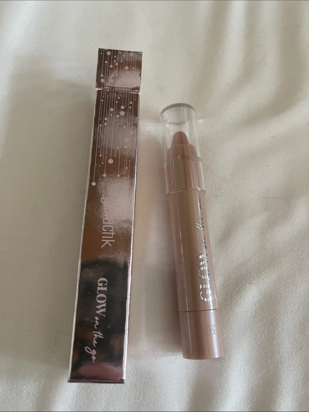NIB Glow in the Go Creamy Nude Lip & Cheek Stick - “Jet Setter”